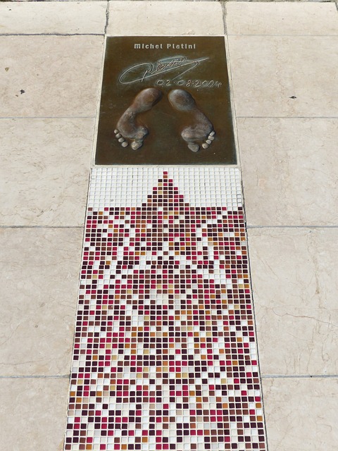 连接了两个 连接了两个